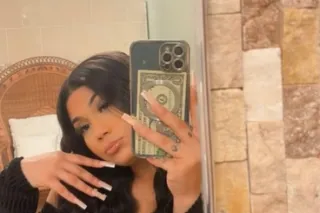 hottest baddie available 24/7 ... - Image 2